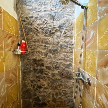 La Casita Azul Nyaraló Caleta de Interián